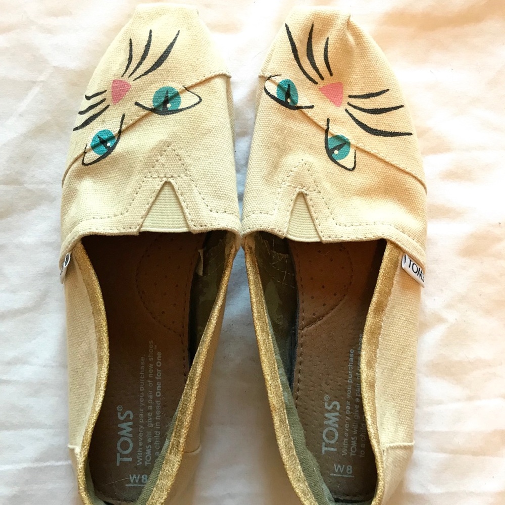 Cream Toms - Hand painted cat shoes